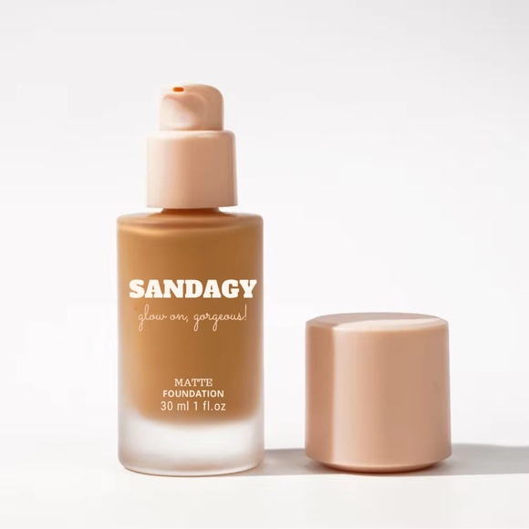 Sandagy HD Flawless Matte finish foundation - Picture 1 of 16